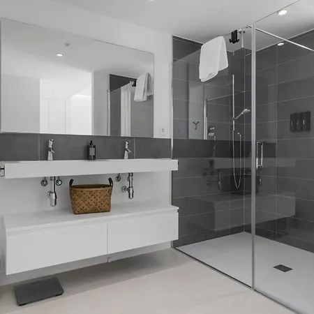 Vivi Homes - Rojo Bbq, Pool And Sea Views Apartment *